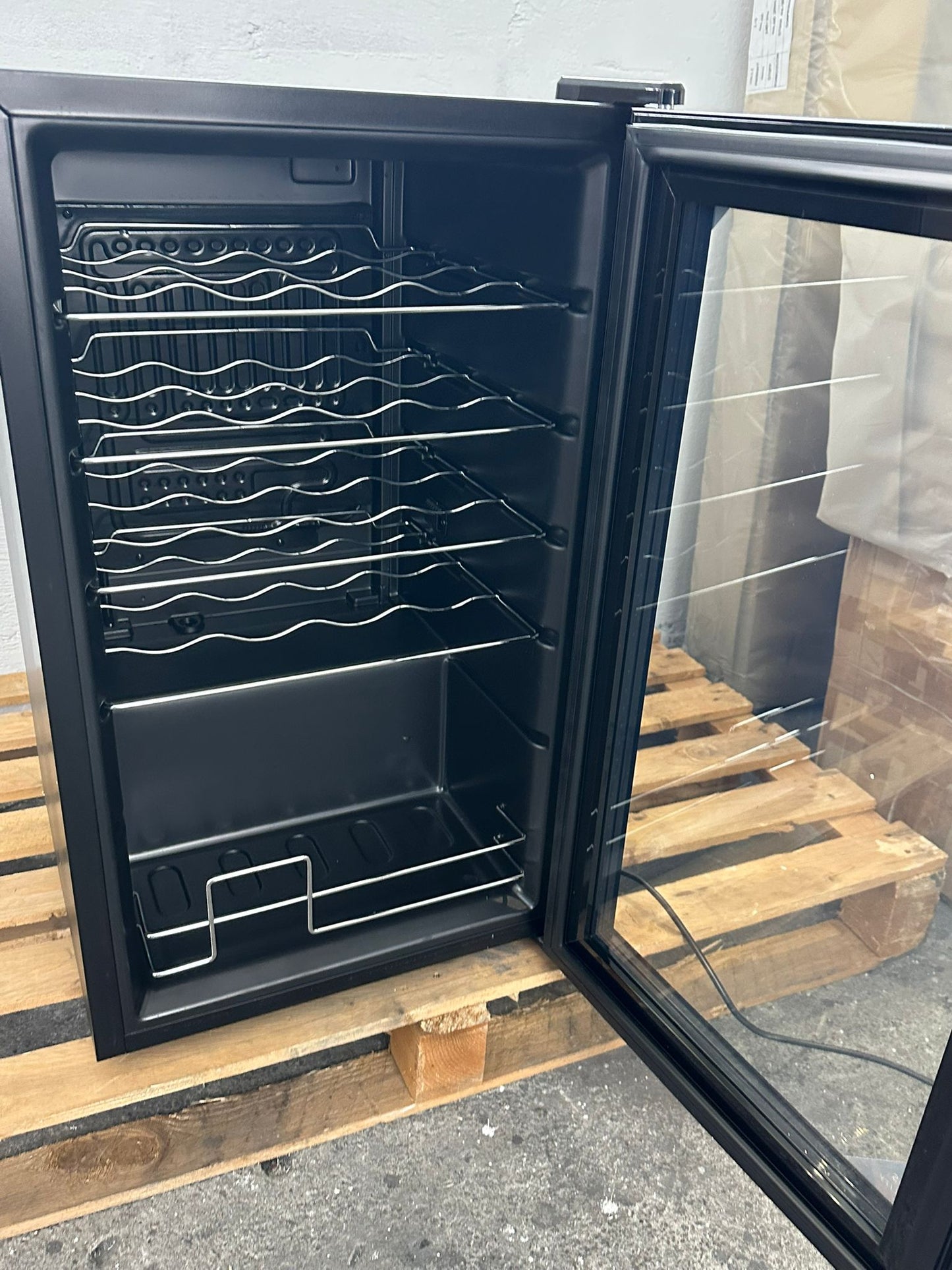 Cecotec GrandSommelier Răcitor de Vinuri 24 Sticle